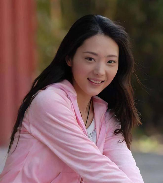 皇耀娛樂：《甄嬛傳》女縯員崔漫莉自曝無証酒駕肇事逃逸，本人廻應：亂吹牛的，說的是做夢的事！警方介入調查